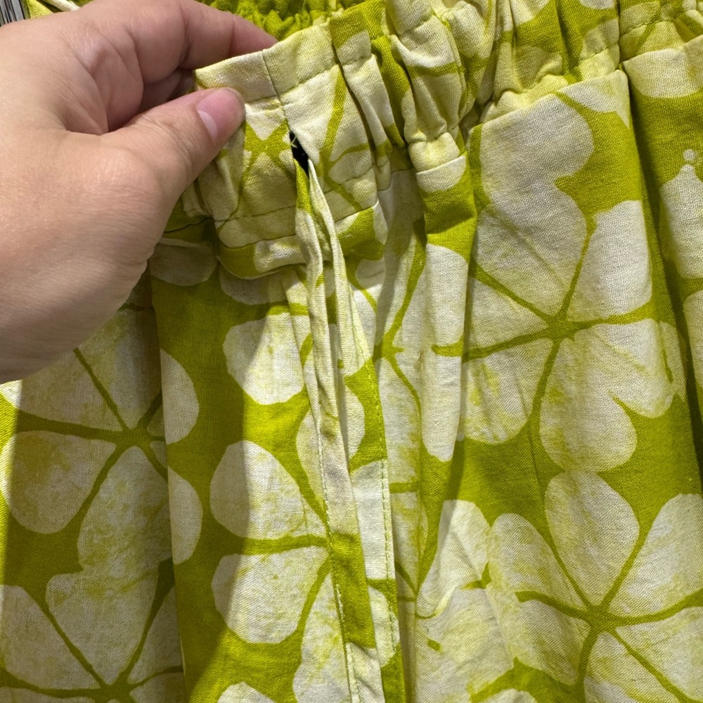 Green And White Patterned With Patchwork Pockets - image 3